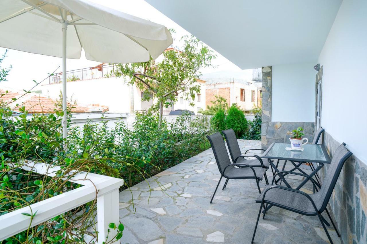 Thomas Apartments Skala Marion Luaran gambar